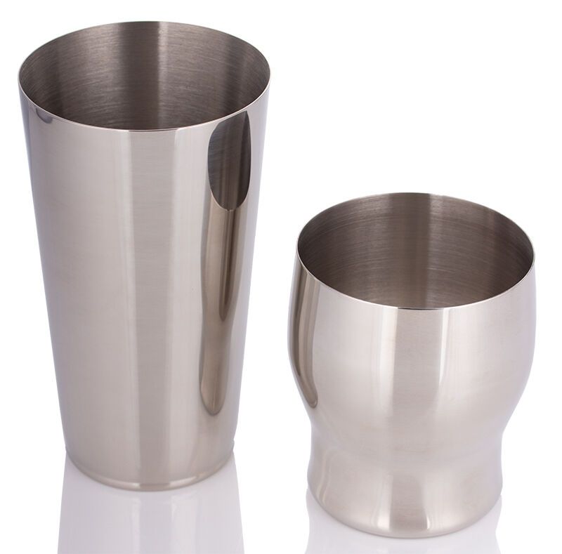 Urban Bar Calabrese Shaker Stainless Steel 900ml Urban Bar Calabrese Shaker Stainless Steel 900ml