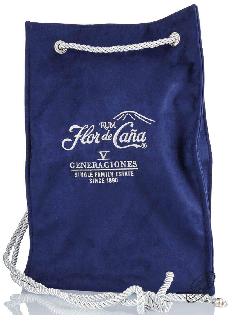 Flor de Cana 30 YO Single Barrel Rum 45% vol. 0,70l Flor de Cana 30 YO Single Barrel Rum 45% vol. 0,70l